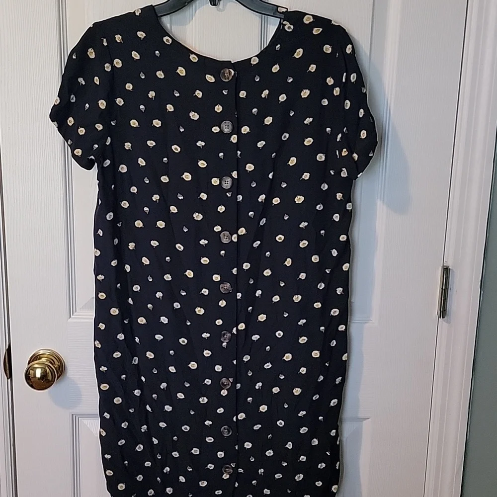 Madewell‎ Button-Back Easy Shift Dress In Daisy Dots XS